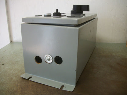 ALLEN-BRADLEY STARTER COMBO TYPE 12 100-C16*10 120VCOIL 30AMP FUSIBLE