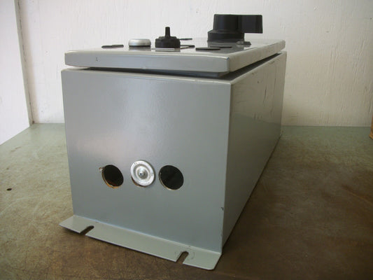 ALLEN-BRADLEY STARTER COMBO TYPE 12 100-C16*10 120VCOIL 30AMP FUSIBLE