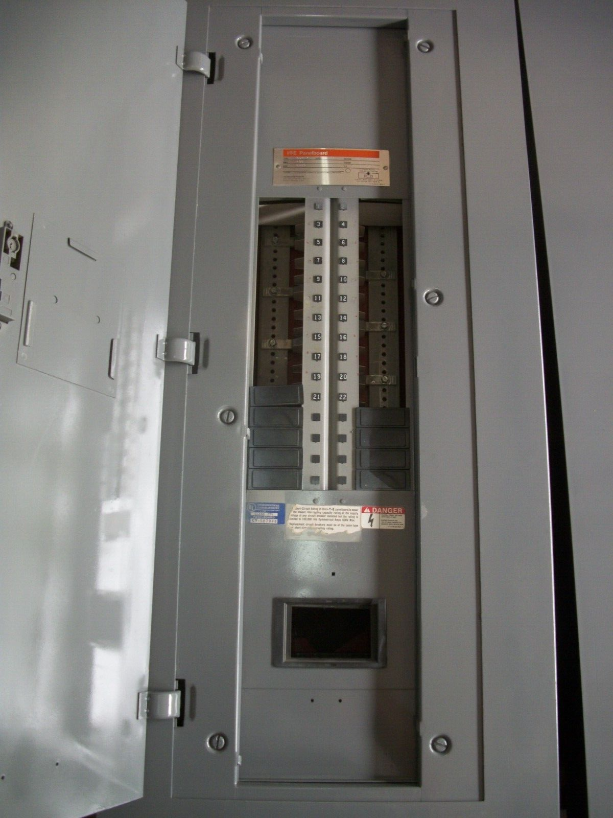 SIEMENS CDP-7 LOAD CENTER PANELBOARD 79-27419-CM1 400AMP 480Y/277V 3PH NO MAIN