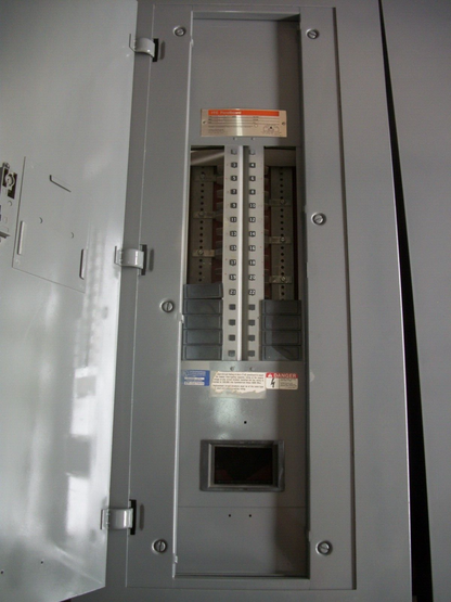 SIEMENS CDP-7 LOAD CENTER PANELBOARD 79-27419-CM1 400AMP 480Y/277V 3PH NO MAIN