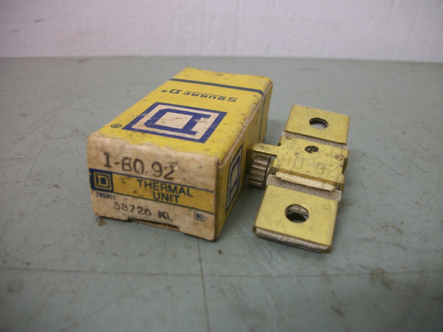 SQUARE D OVERLOAD RELAY THERMAL HEATER B0.92 NIB