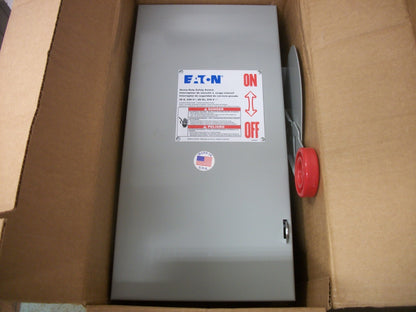 CUTLER-HAMMER DISCONNECT TYPE 1 DH221FGK 30AMP 240VOLT 2POLE FUSIBLE NIB