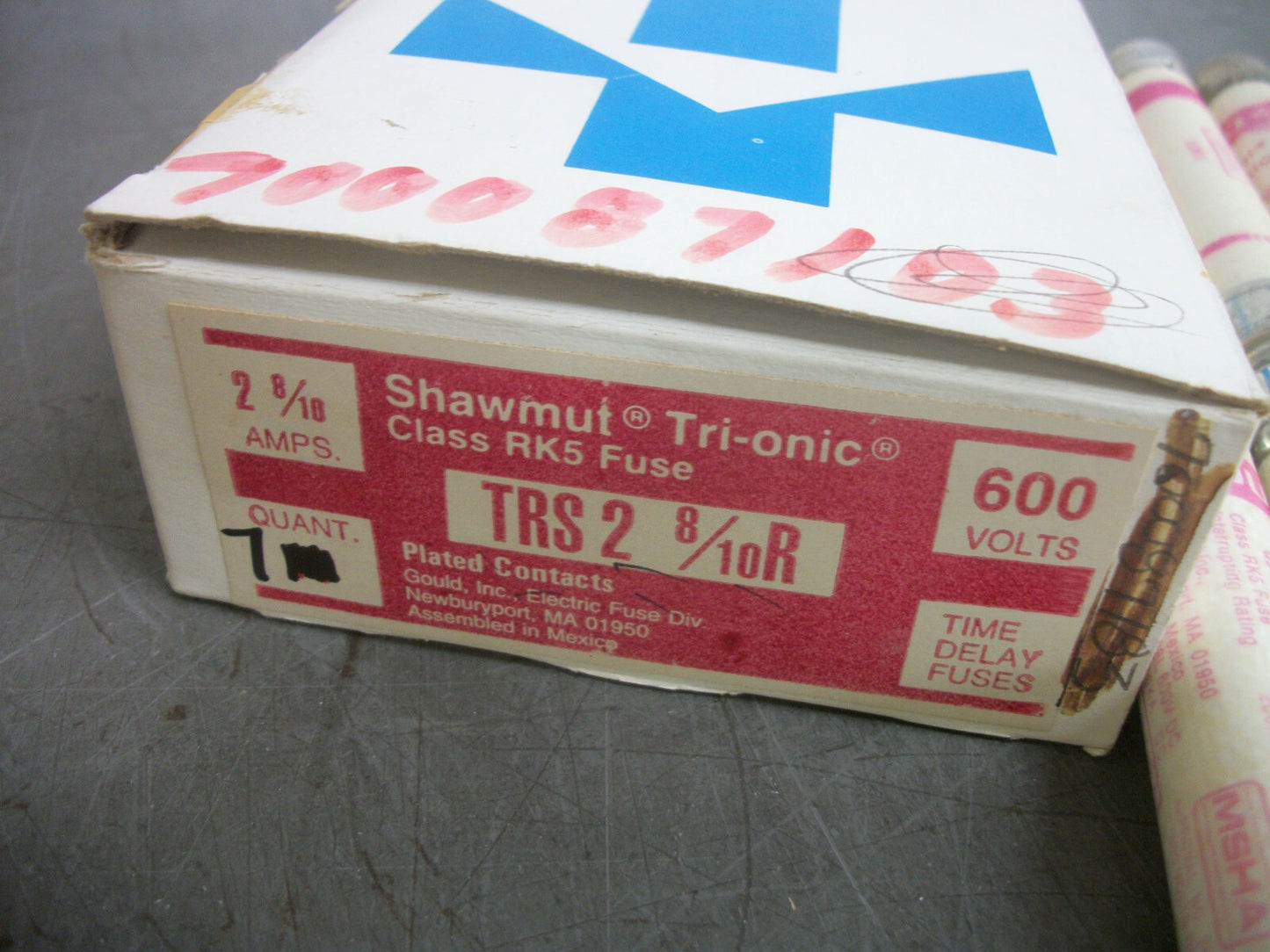 GOULD SHAWMUT BOX OF 10 TRI-ONIC FUSES TRS2-8/10R 2-8/10AMP 600VOLT NIB