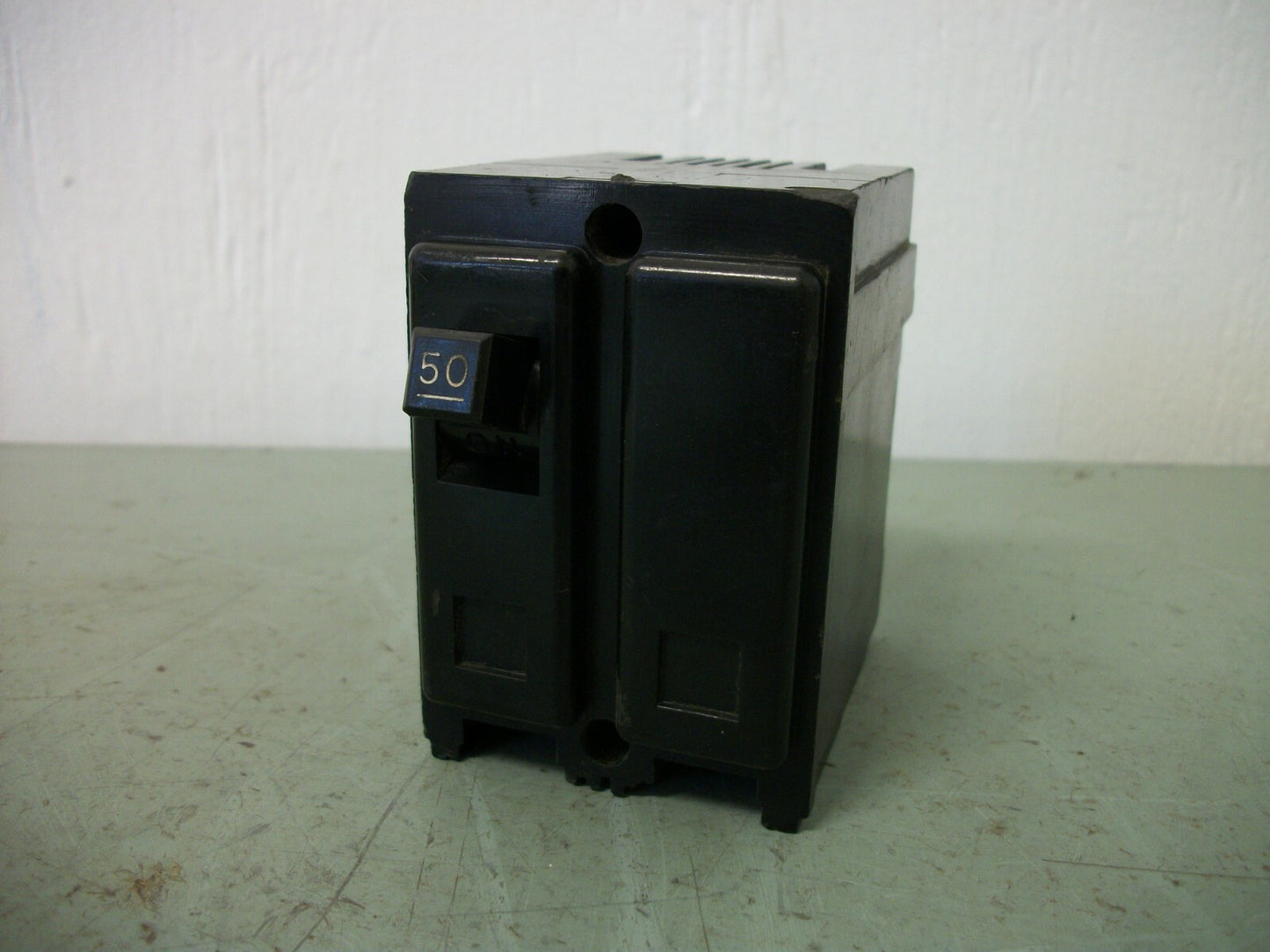 WESTINGHOUSE TYPE P CIRCUIT BREAKER QNF2050L 50AMP 240VOLT 2POLE