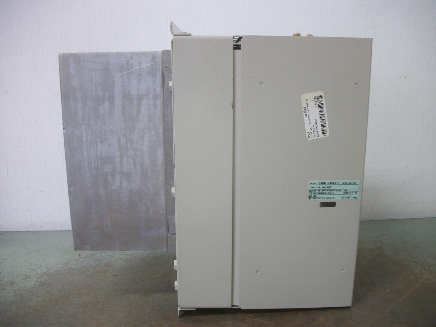 YASKAWA VARISPEED 676H5 11KW INVERTER DRIVE CIMR-H5D4011 380VOLT 3PH 15KVA