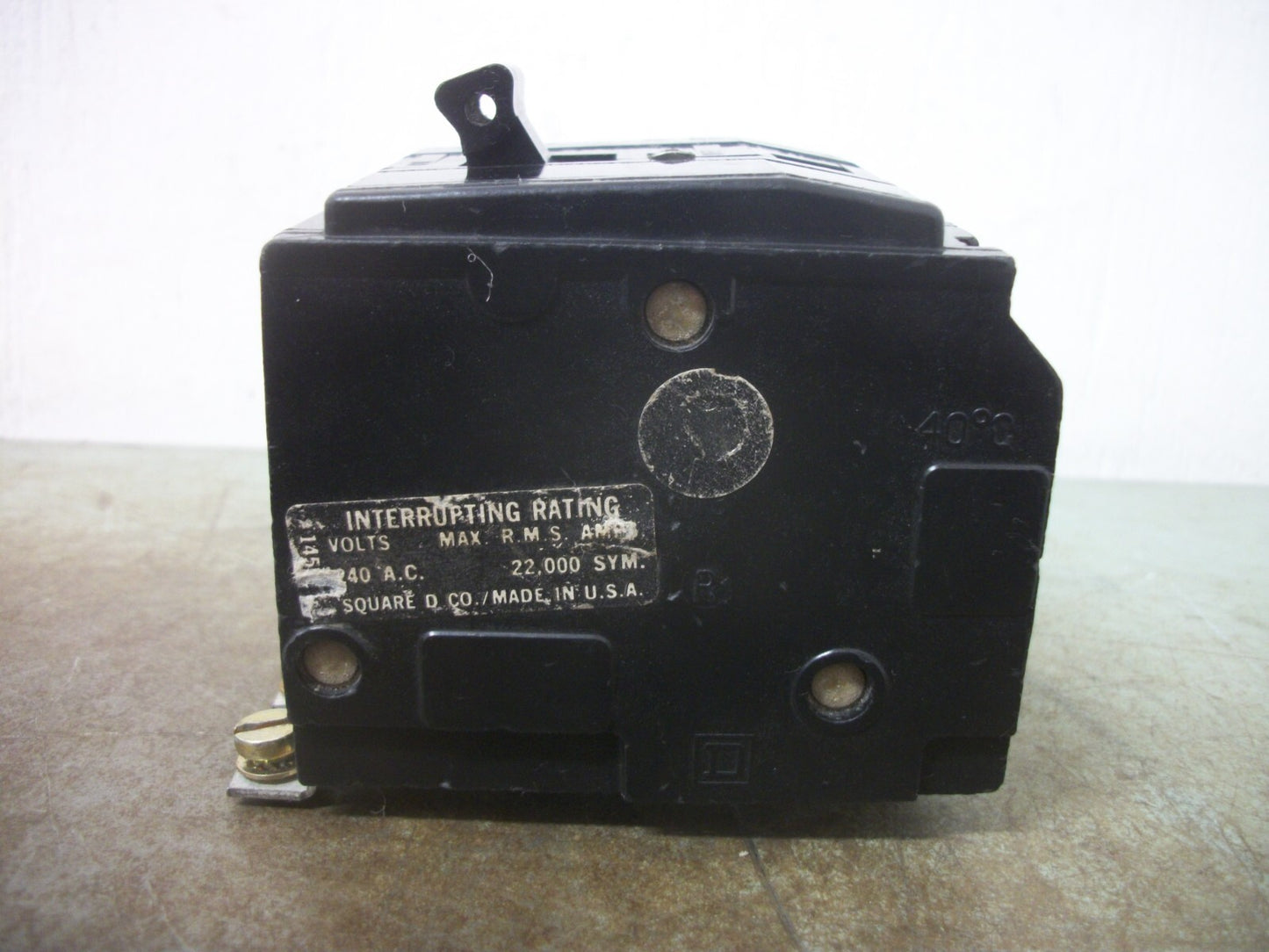 SQUARE D QOB CIRCUIT BREAKER QOB315VH 15AMP 240VOLT 3POLE 22kA OLD