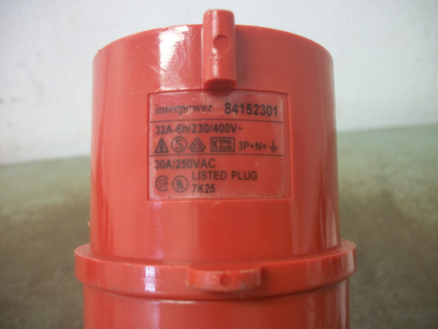 INTERPOWER PIN & SLEEVE PLUG 84152301 30AMP 250VOLT 3P+N+GRND