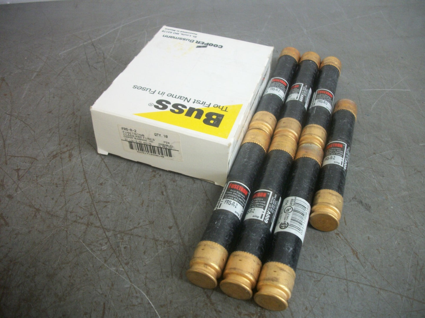 BUSSMANN BOX OF 7 FUSETRON FUSES FRS-R-2 2AMP 600VOLT NIB