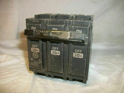 GE THQL CIRCUIT BREAKER THQL32030 30AMP 240VOLT 3POLE