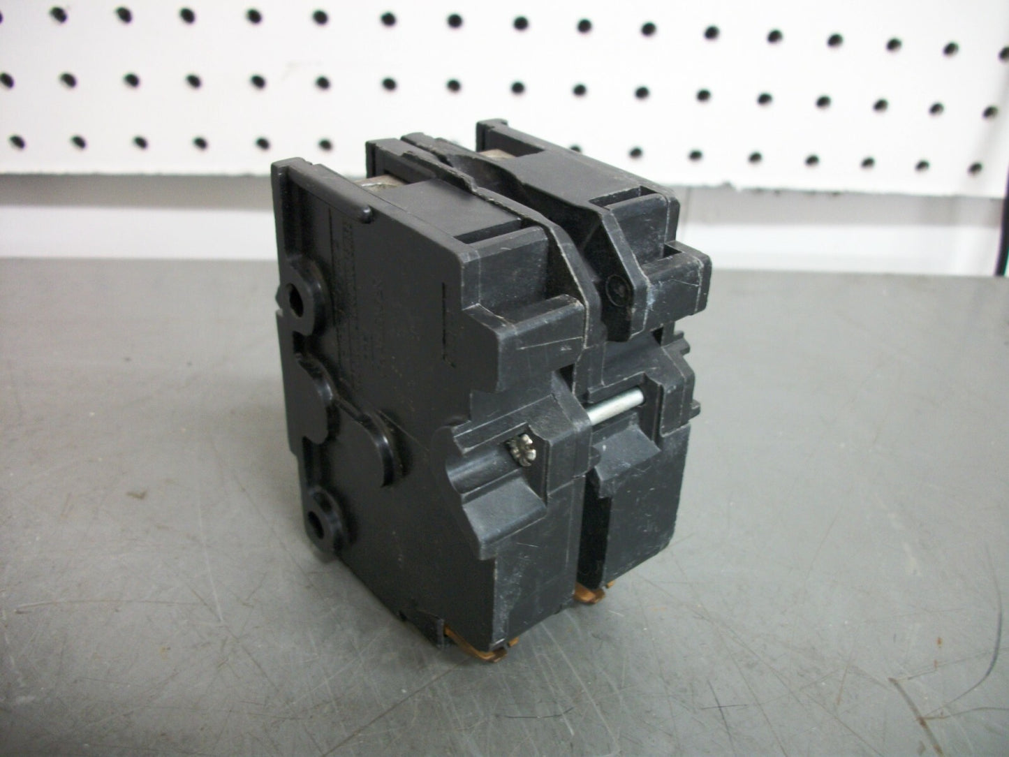 CHALLENGER NA CIRCUIT BREAKER NA230 30AMP 240VOLT 2POLE