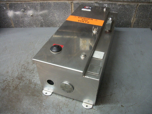 CUTLER-HAMMER STARTER COMBO SIZE 0 SS TYPE 4 A10BN0 120VCOIL 30AMP FUSIBLE