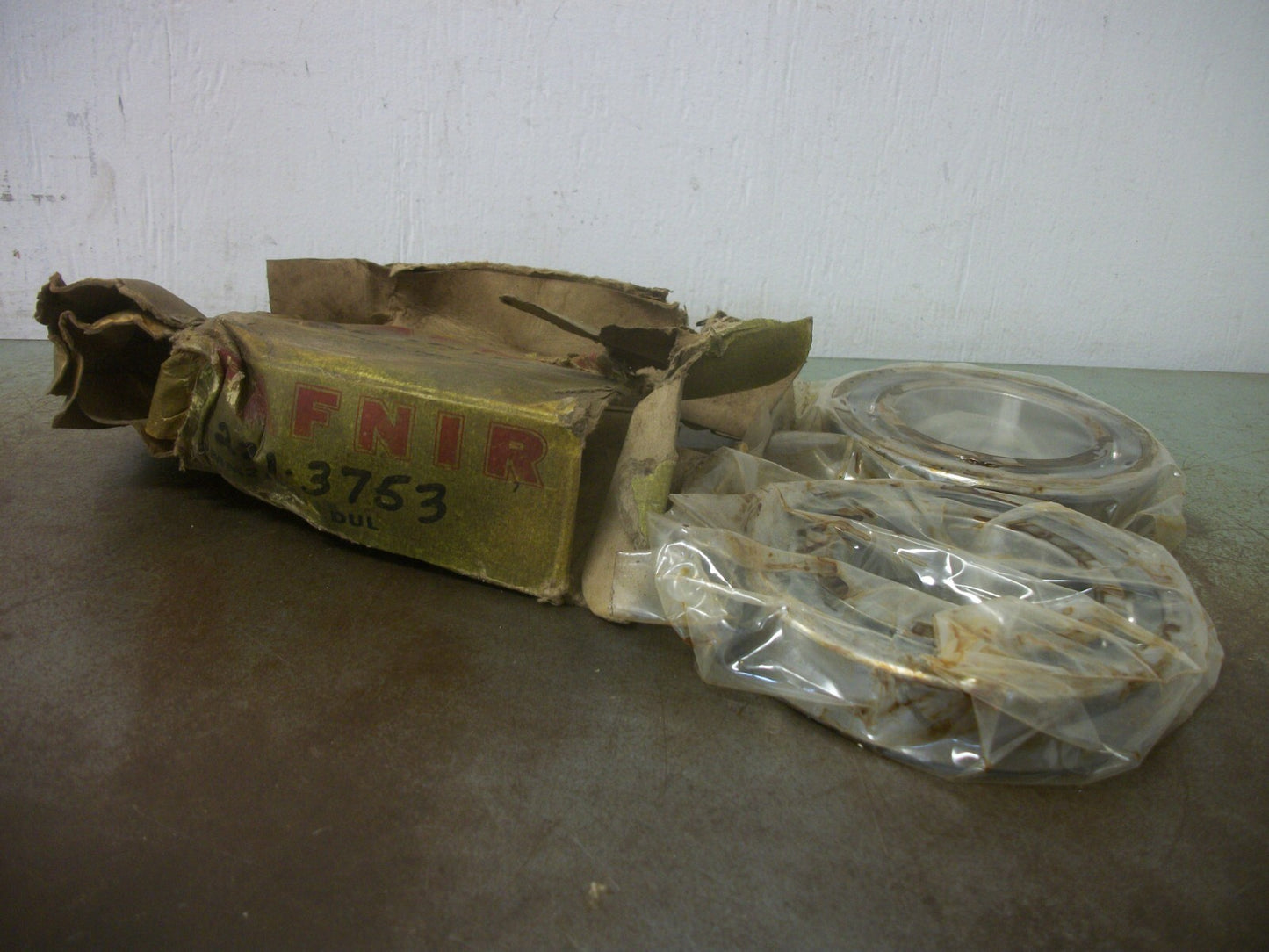 FAFNIR BOX OF 2 ANGULAR BEARINGS 2MM215WI DUL NIB