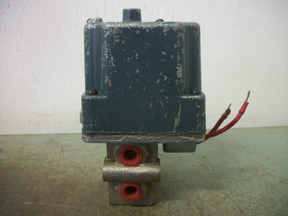 PARKER-HANNIFIN PNEUMATIC SOLENOID VALVE CWJ1-25 115VCOIL 13W 150PSI NOB