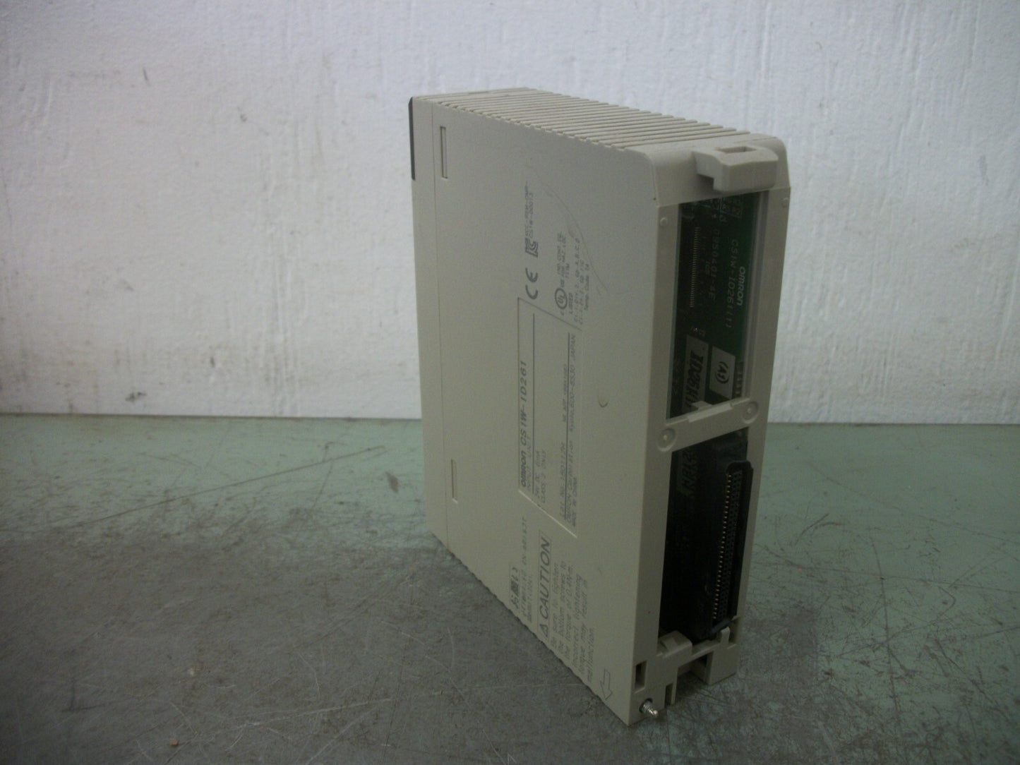 OMRON SYSMAC INPUT UNIT CS1W-ID261