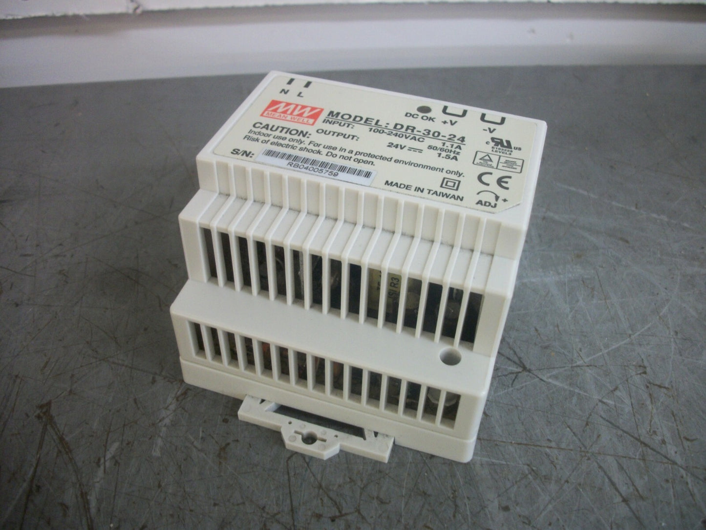 MEAN WELL POWER SUPPLY DR-30-24 24VDC 1.5AMP