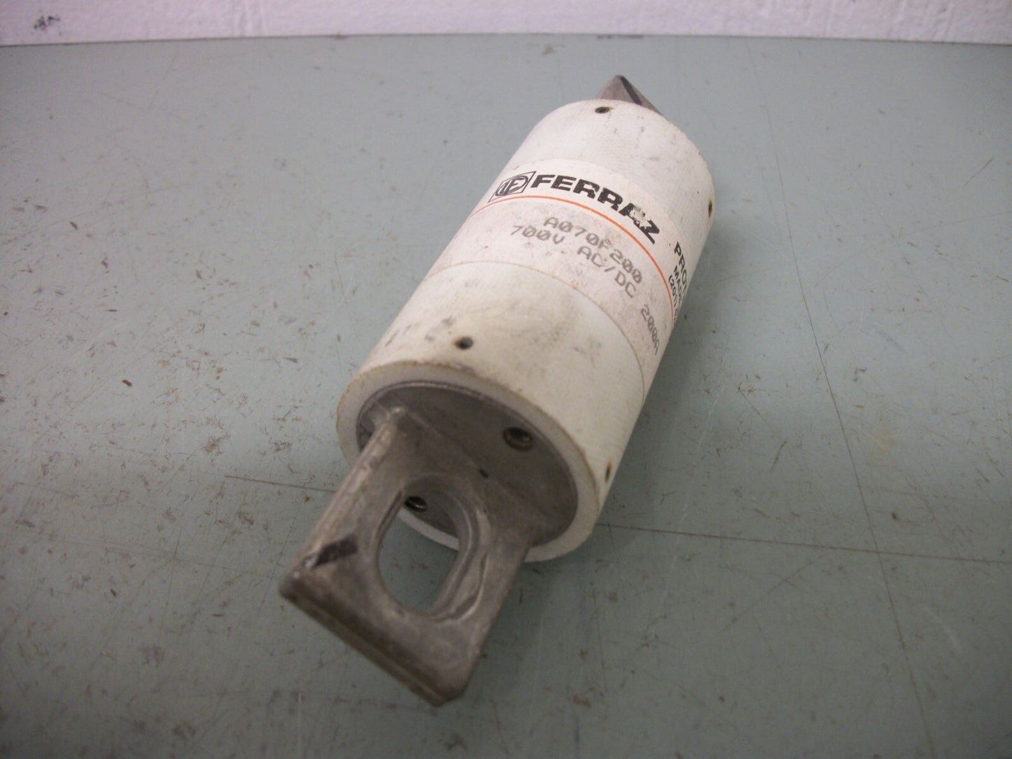 FERRAZ PROTISTOR FUSE A070F200 200AMP 700VOLT