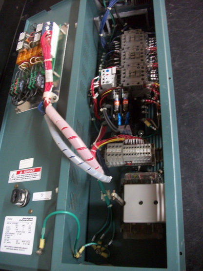 ROCKWELL AUTOMATION 9V1041H0B10 10HP VTAC9 HVAC DRIVE 9VT401-014HTAN 460VOLT 3PH