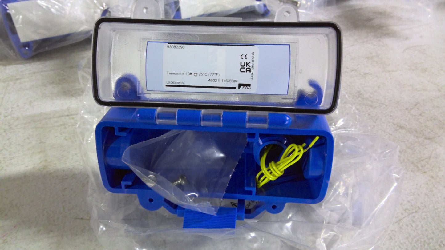 BAPI LOT OF 19 DUCT TEMPERATURE SENSORS 93082398 THERMISTOR 10K NEW