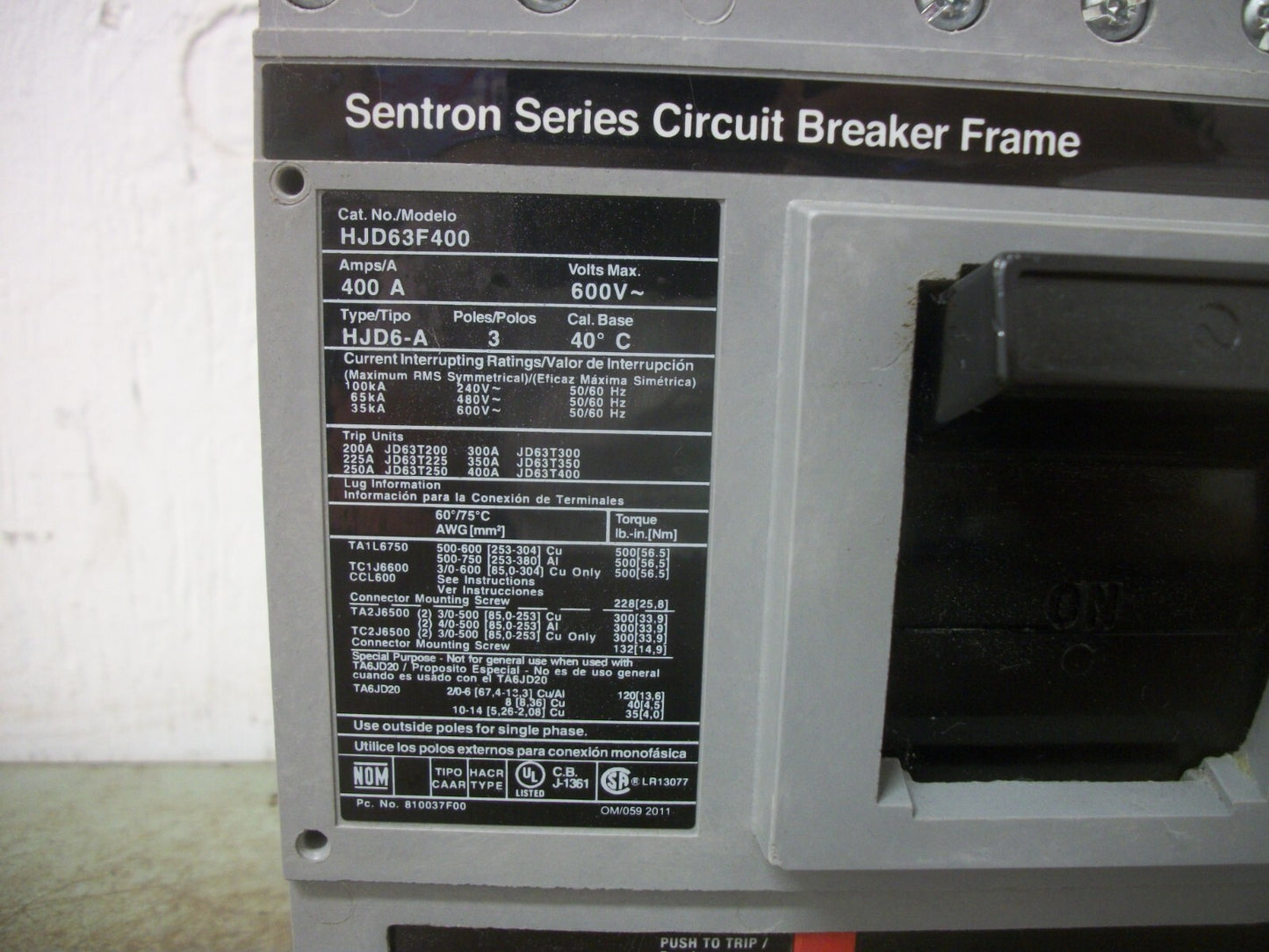 SIEMENS SENTRON HJD6-A CIRCUIT BREAKER HJD63F400 400AMP 600VOLT 3POLE W/300A TRI