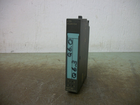 SIEMENS SIMATIC S7 4-POINT DIGITAL OUTPUT MODULE 6ES7 132-4BD31-0AA0