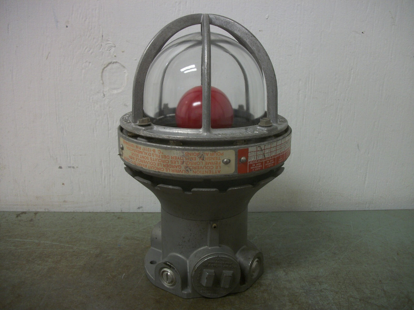 HUBBELL KILLARK HAZARDOUS LOCATION INCANDESCENT LIGHT FIXTURE HX-1-100 100W 250V