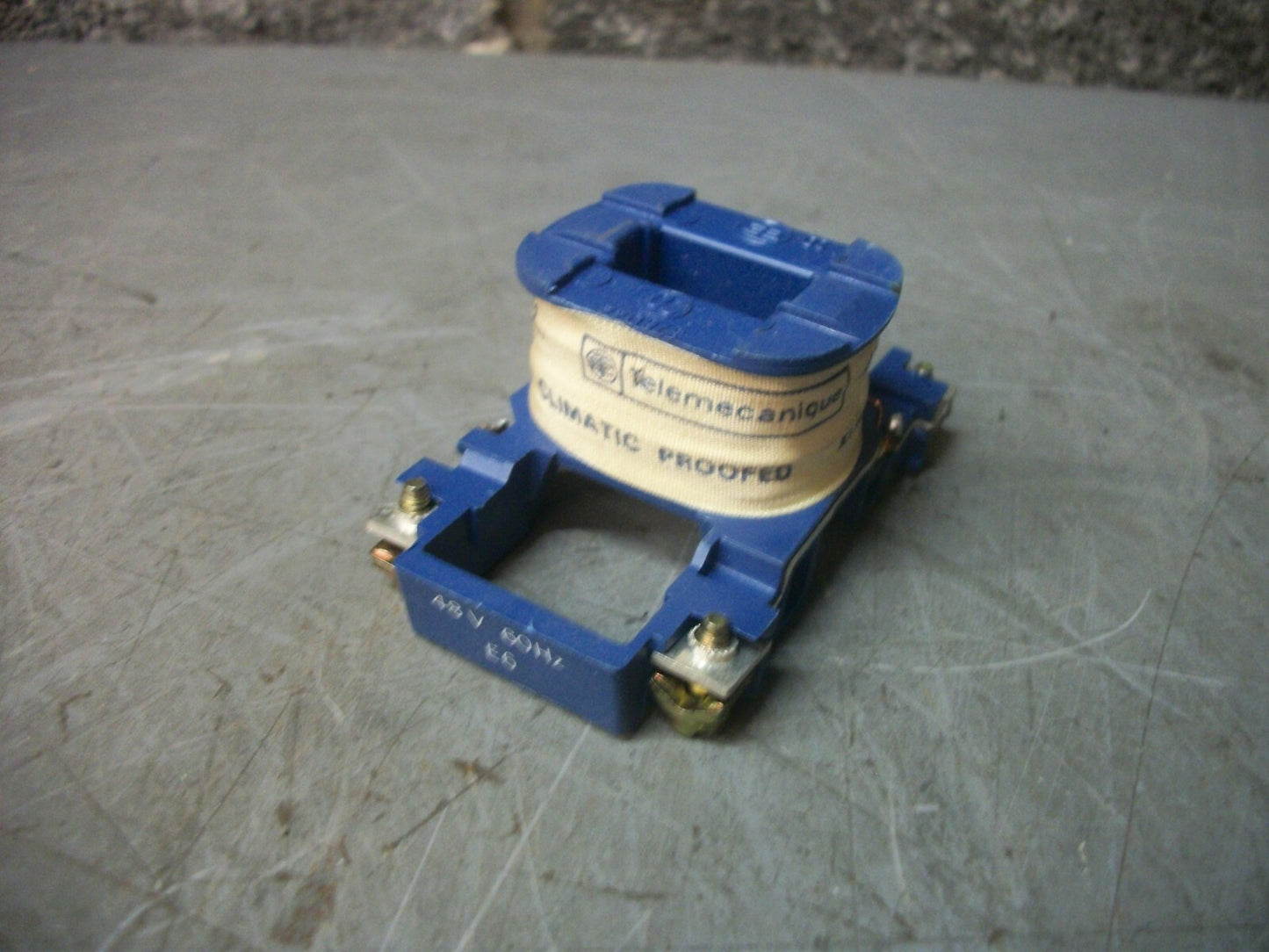 TELEMECANIQUE REPLACEMENT COIL LX1D2E6 48VCOIL NOB