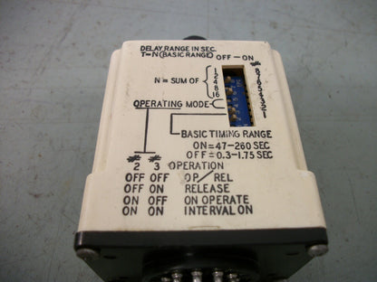 GUARDIAN ELECTRIC TIME DELAY RELAY PET 1481 ON=47-260SEC OFF=0.3-1.75SEC 120VOLT