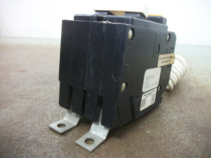 CHALLENGER GFCI CBB CIRCUIT BREAKER CBBGFEP220 20AMP 240VOLT 2POLE NOB