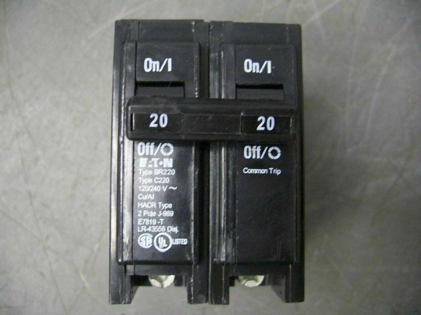 CUTLER-HAMMER BR CIRCUIT BREAKER BR220 20AMP 240VOLT 2POLE