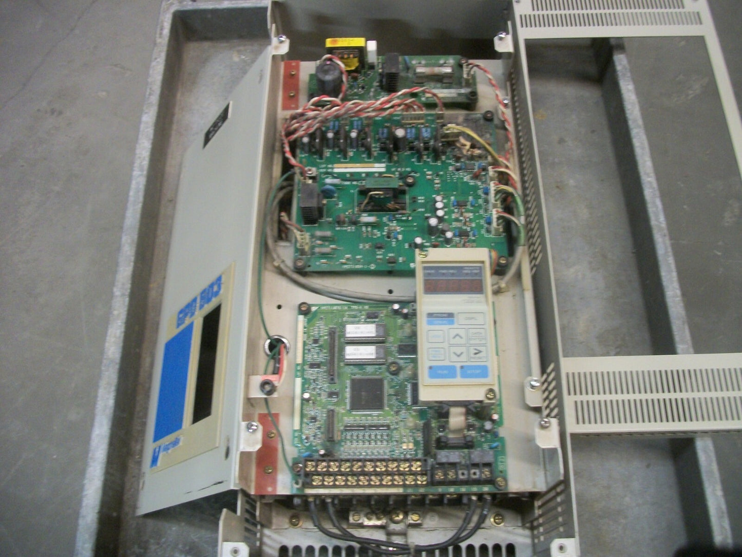 MAGNETEK GPD 503 25HP VARIABLE FREQUENCY AC DRIVE DS326 460VOLT 3PH 36AMP