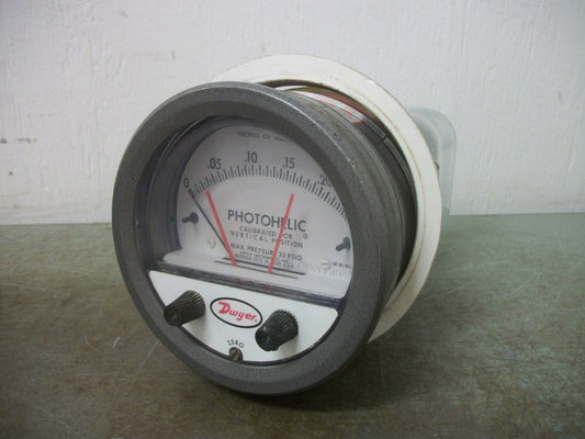 DWYER PHOTOHELIC HH PRESSURE SWITCH GAUGE 0-.25" 120VOLT 5WATT