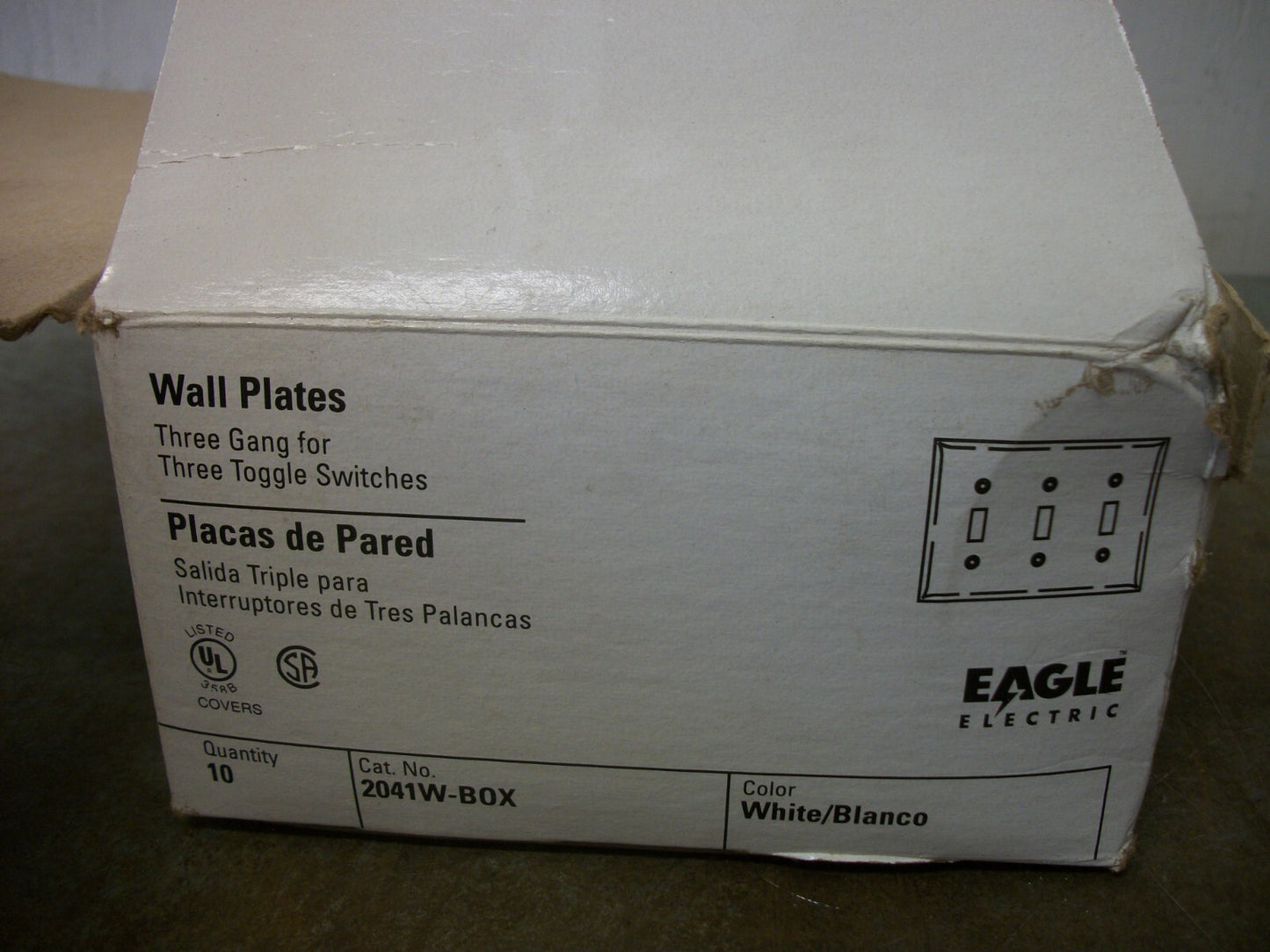 EAGLE BOX OF 10 3-GANG TOGGLE SWITCH WHITE WALLPLATES 2041W-BOX NIB