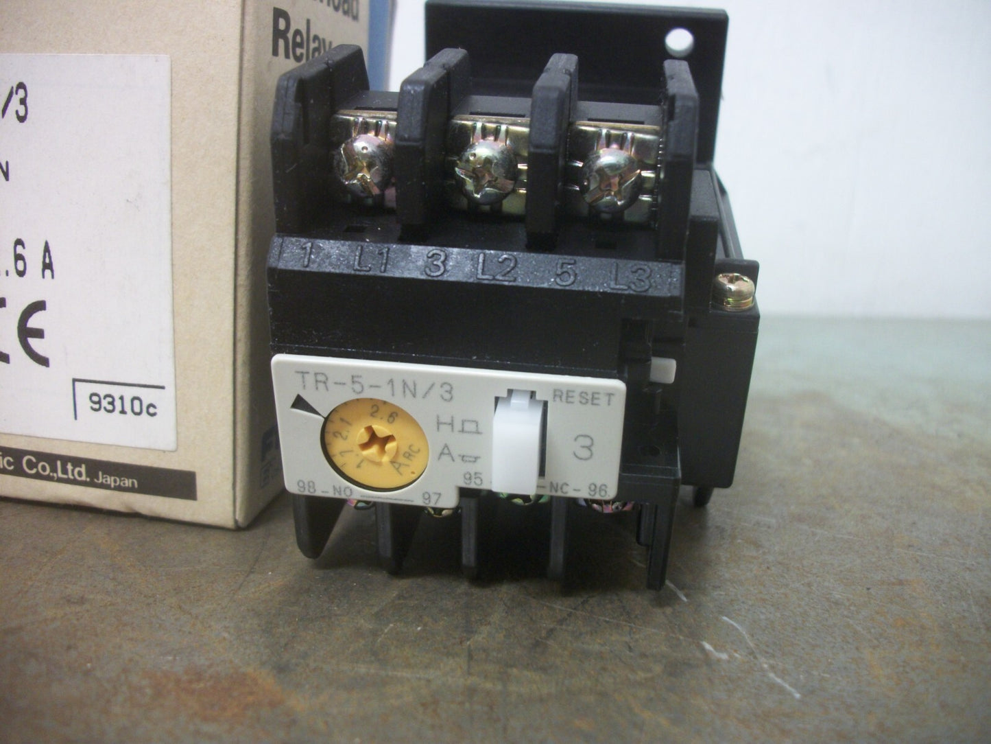 FUJI THERMAL OVERLOAD RELAY TR-5-1N/3 1.7-2.6AMP NIB