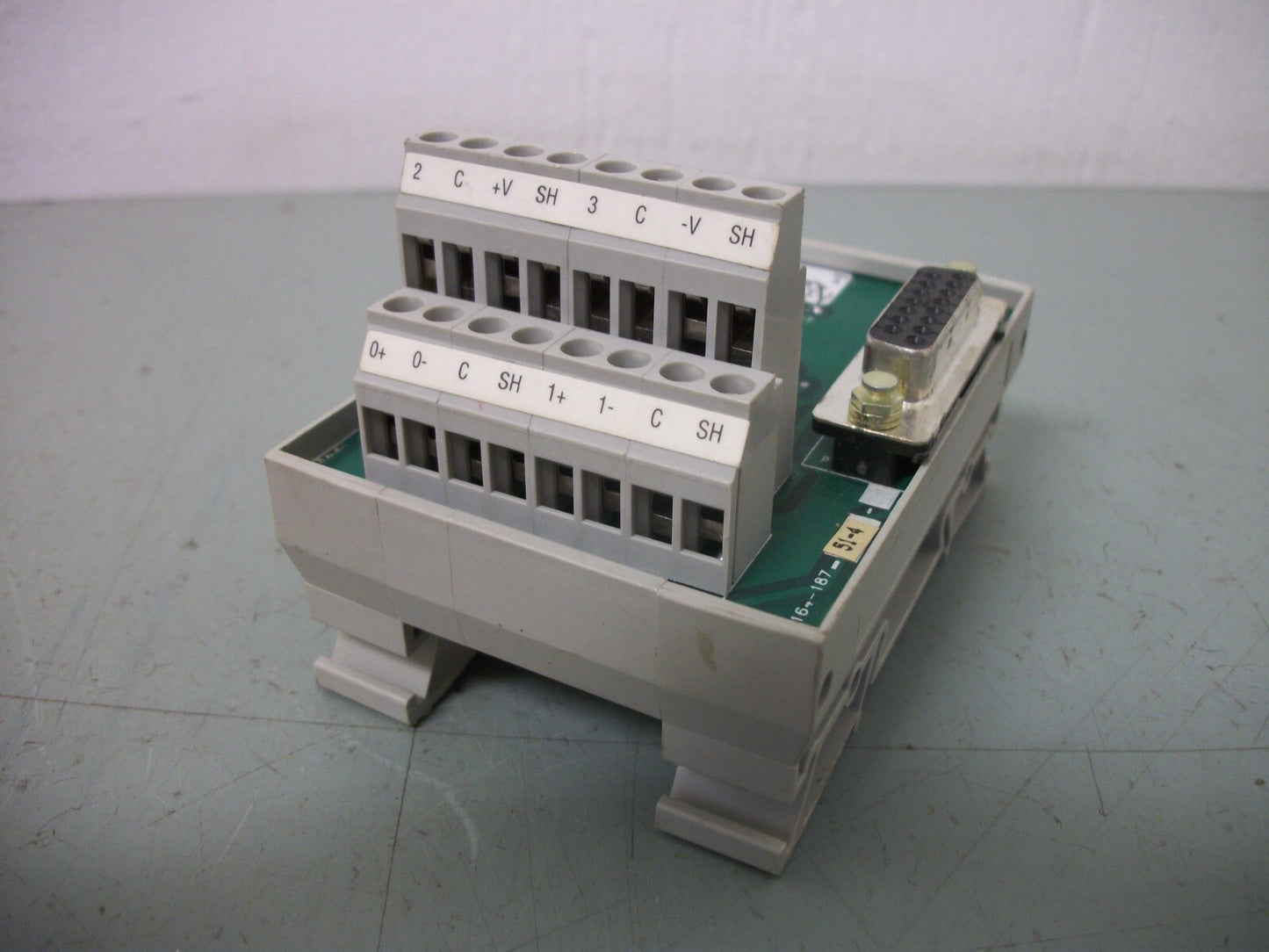 ALLEN-BRADLEY 4-CHANNEL ANALOG INTERFACE TERMINAL MODULE 1492-AIFM4-3