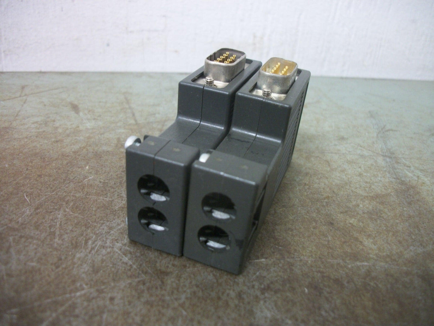 SIEMENS SIMATIC S7 LOT OF 2 PROFIBUS DP BUS CONNECTORS 6ES7 972-0BA12-0XA0