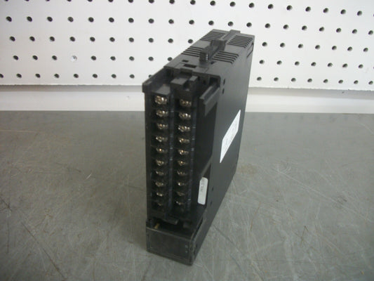 GE FANUC 120/240VOLT OUTPUT MODULE IC693MDL330D