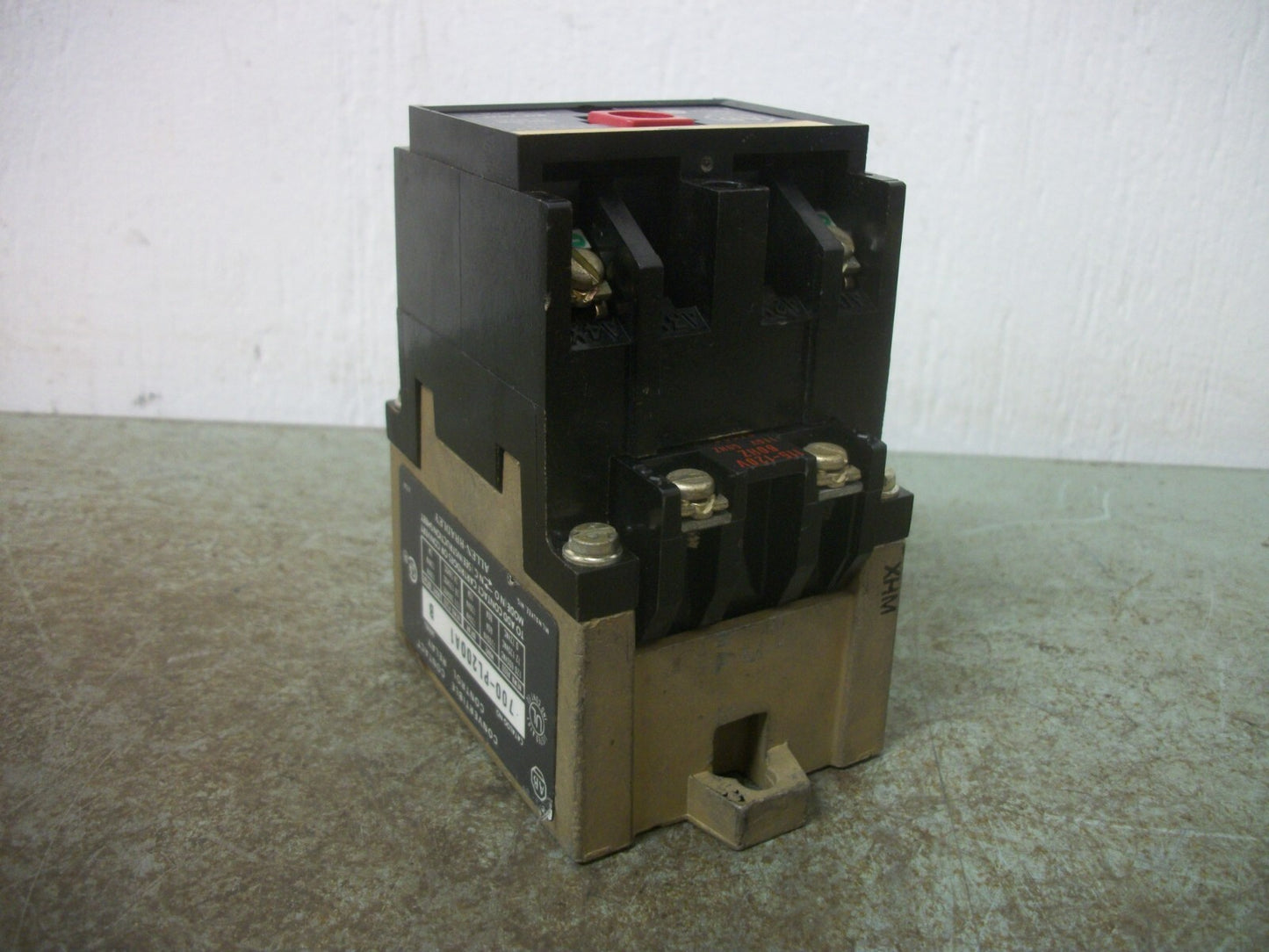 ALLEN-BRADLEY AC CONTROL RELAY 700-PL200A1 120VCOIL