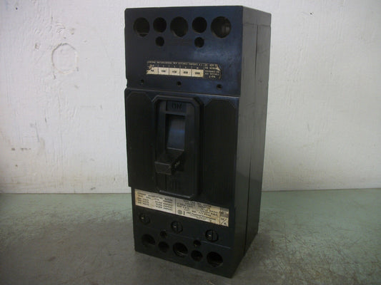 SIEMENS FJ3 CIRCUIT BREAKER FJ3B200 200AMP 600VOLT 3POLE