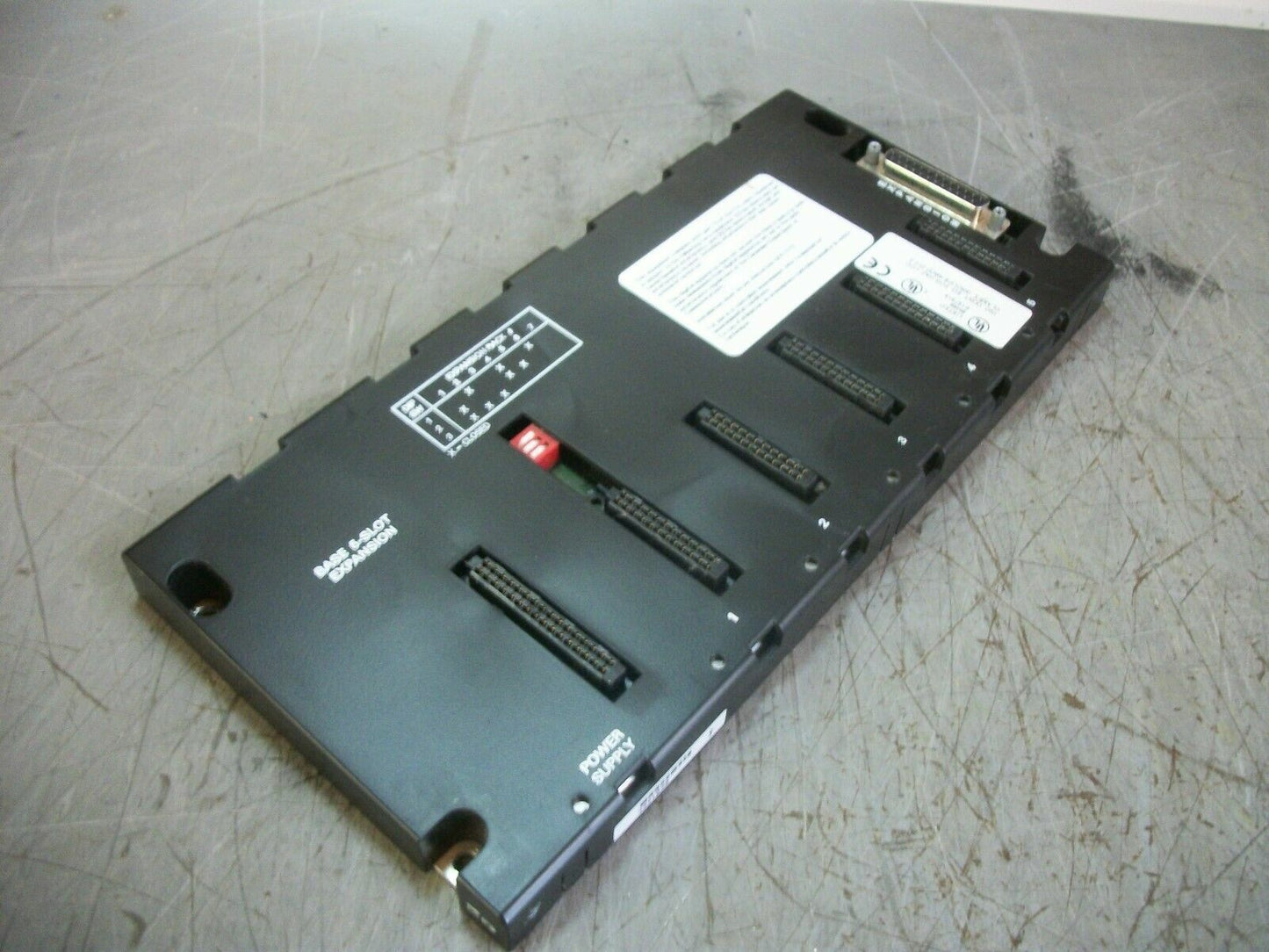 GE FANUC 5-SLOT EXPANSION EMI ENHANCED BASE IC693CHS398F