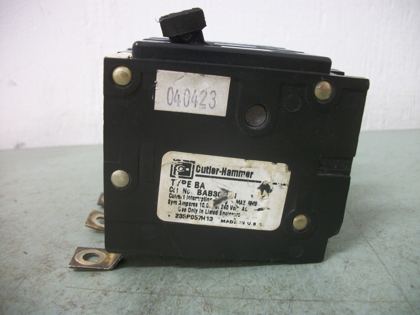 CUTLER-HAMMER BA CIRCUIT BREAKER BAB3050H 50AMP 240VOLT 3POLE