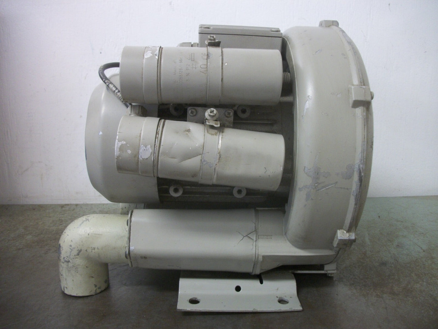 SIEMENS 0.86KW VACUUM PUMP ELM0-G 2BH1400-7AV25-ZN01 230VOLT 1PH 3350RPM
