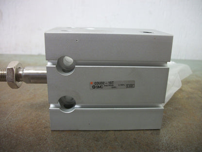SMC FREE MOUNT CYLINDER CDU32-15T NEW