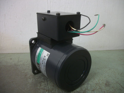 ORIENTAL MOTOR 40WATT INDUCTION MOTOR 5IK40GN-FCH 115VOLT 1500RPM NOB