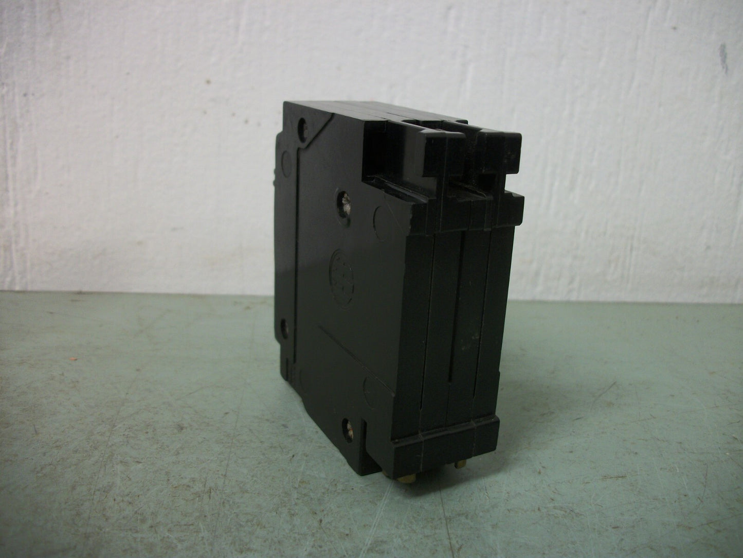 SIEMENS EQ-T TANDEM CIRCUIT BREAKER QT12020 20AMP 240VOLT 2POLE