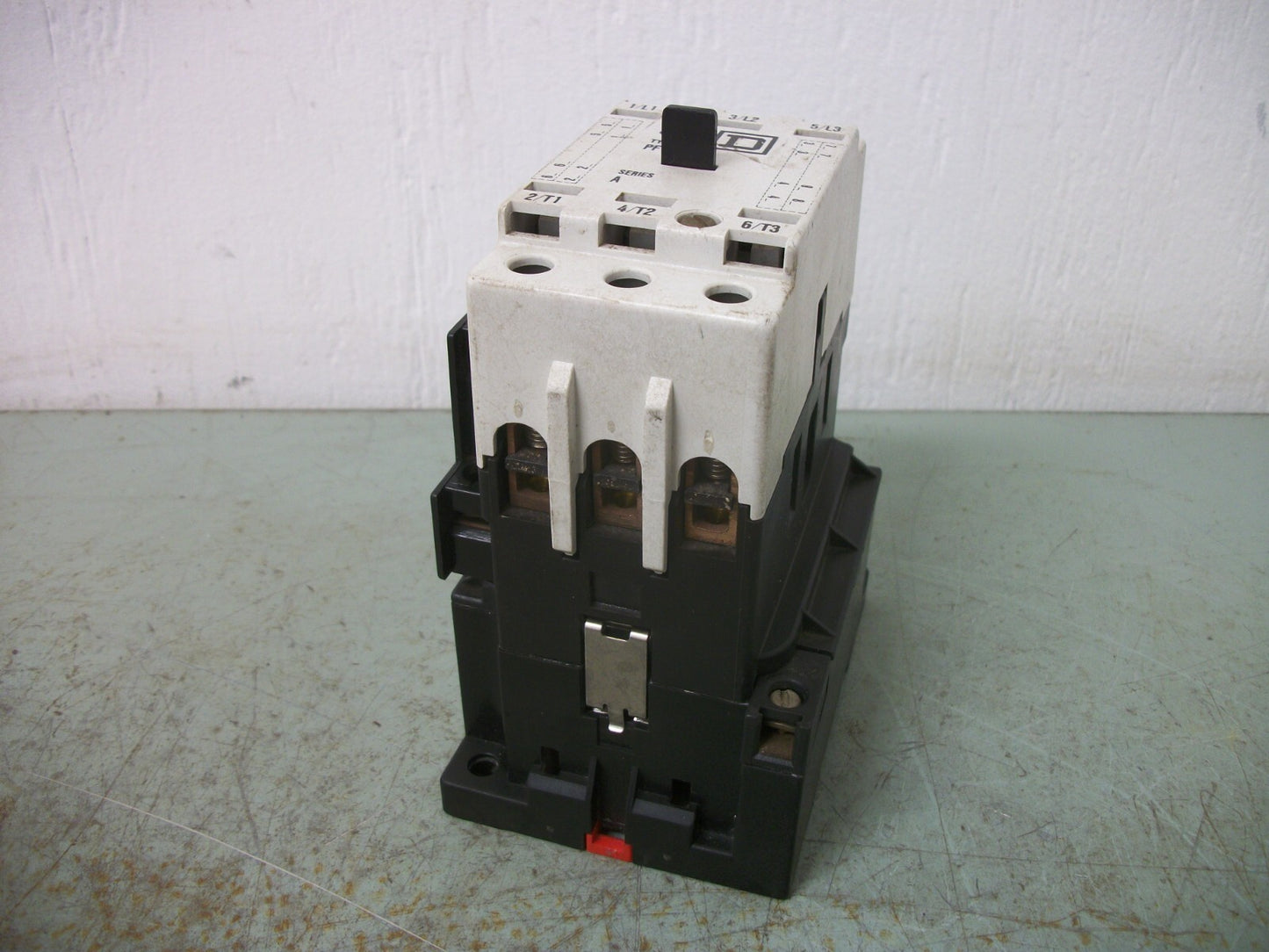 SQUARE D CONTACTOR 8502PF1.11 40AMP 120VCOIL 3PH 600V 25HP