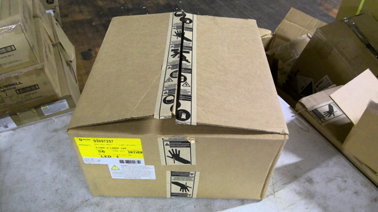 SPAULDING X-LARGE LED FLOOD LIGHT 93097257 120/277VOLT NIB