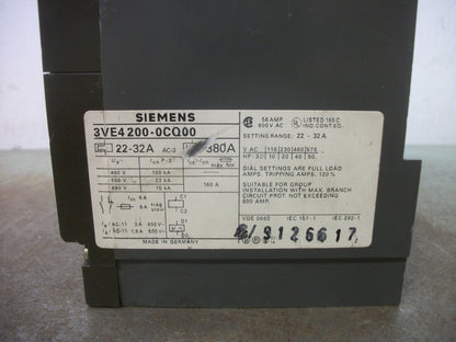 SIEMENS 3VE4 CIRCUIT BREAKER 3VE4200-0CQ00 22-32AMP 600VOLT 3POLE W/SHUNT