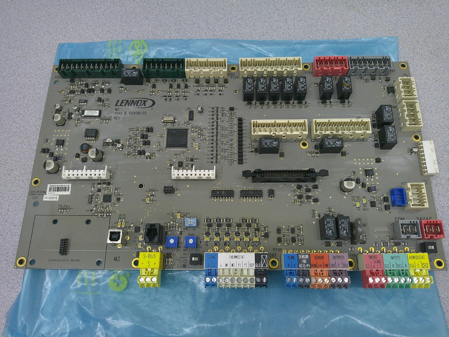 LENNOX MAIN SYSTEM UNIT CONTROLLER MOTHERBOARD 102458-02 REV B V7.06