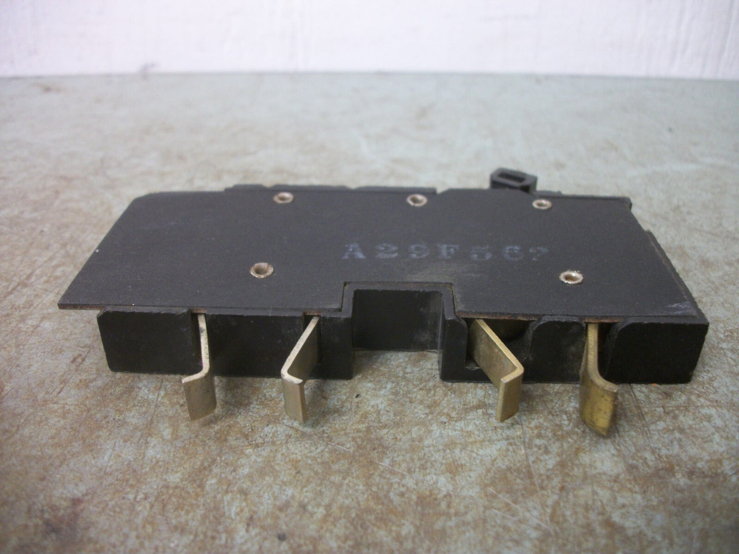 SQUARE D XO CIRCUIT BREAKER XO115 15AMP 120VOLT 1POLE