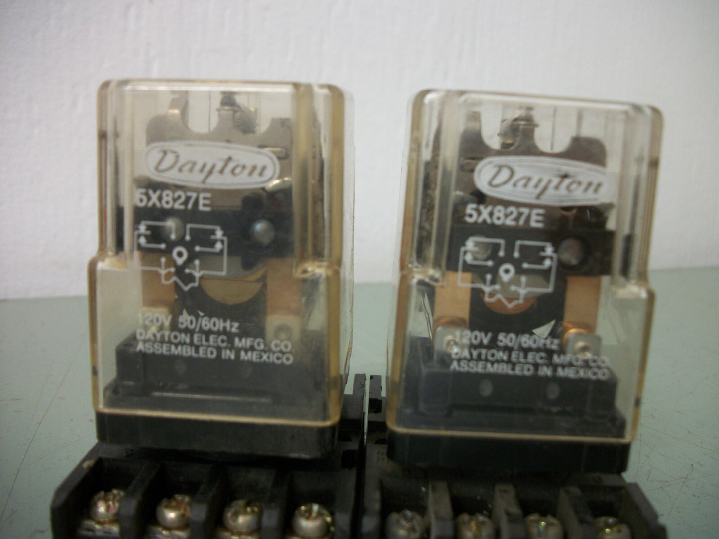 DAYTON LOT OF 2 DPDT RELAYS 5X827E 120VCOIL 10AMP